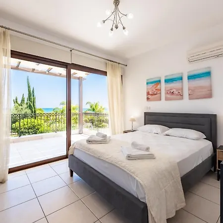 Villa Sea Front Oceanus H3 By Ezoria Agia Napa