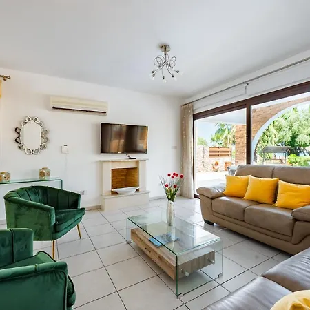 Sea Front Oceanus H3 By Ezoria * Ayia Napa