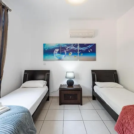 Villa Sea Front Oceanus H3 By Ezoria *