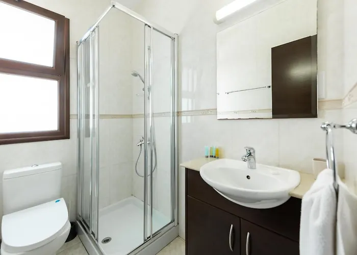 Villa Sea Front Oceanus H3 By Ezoria Agia Napa