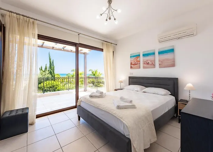Villa Sea Front Oceanus H3 By Ezoria Agia Napa