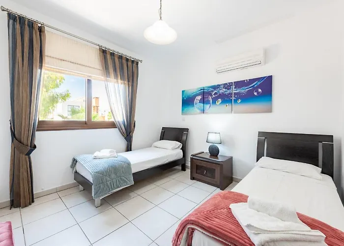 Villa Sea Front Oceanus H3 By Ezoria