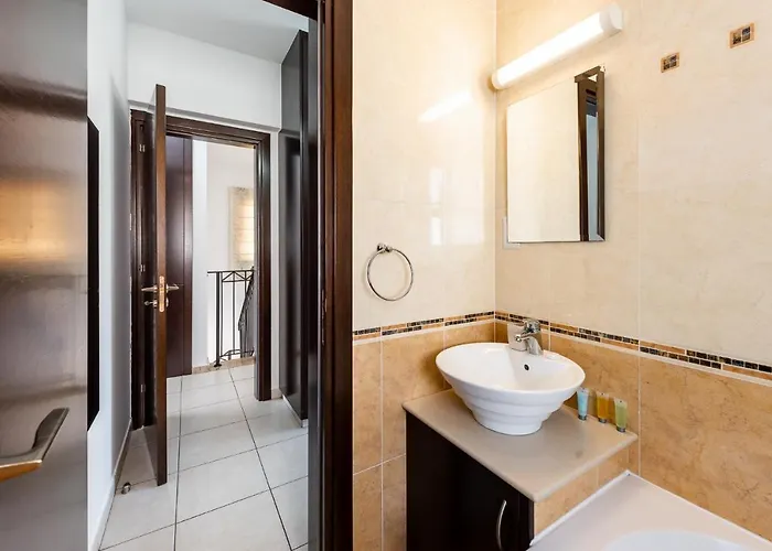 Villa Sea Front Oceanus H3 By Ezoria *