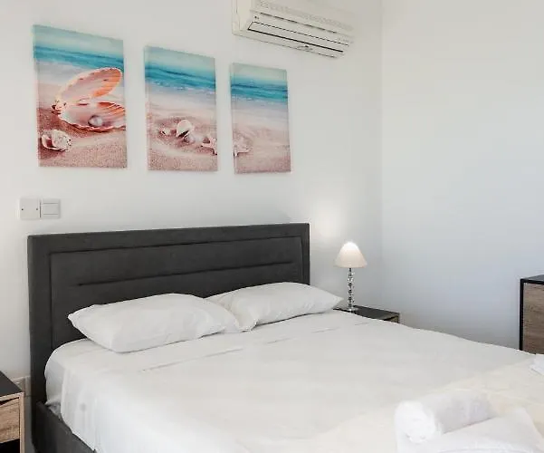 Villa Sea Front Oceanus H3 By Ezoria