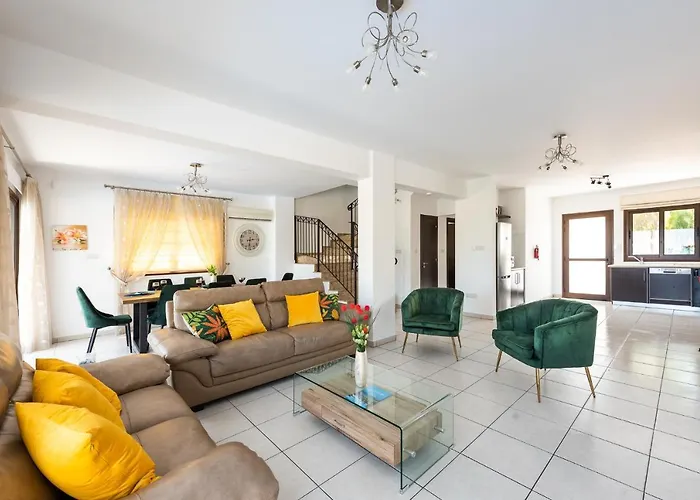 Sea Front Oceanus H3 By Ezoria * Ayia Napa